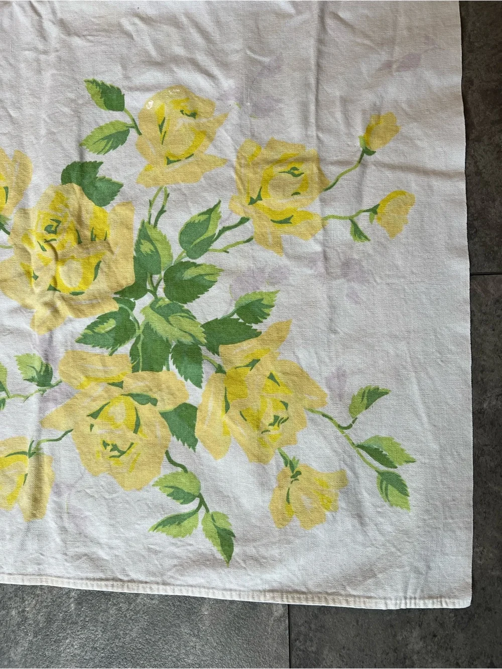 Vintage Yellow Rose Floral Tablecloth -  White Background pale lavender leaves
